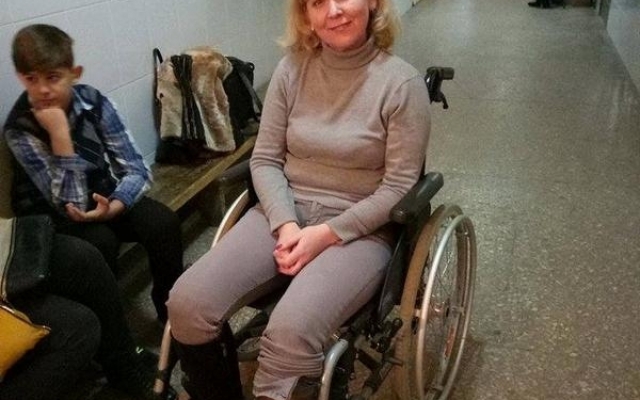 Общественница обвиняет мэра Буряка в том, что она сломала ногу Фото № 2 Общественница обвиняет мэра Буряка в том, что она сломала ногу Фото № 2