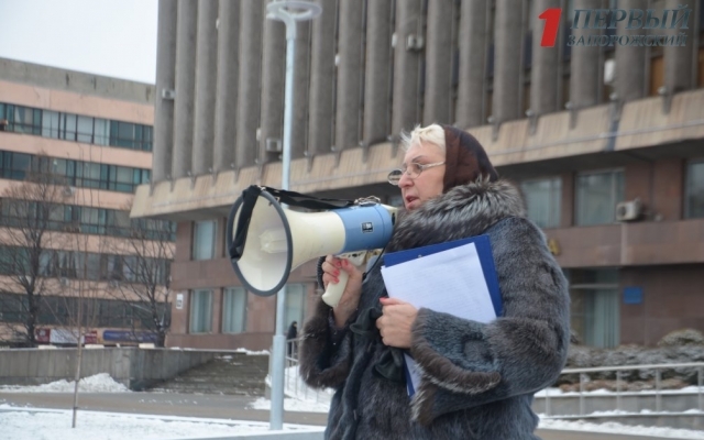 Под стенами облгосадминистрации прошел митинг Фото № 0 Под стенами облгосадминистрации прошел митинг Фото № 0