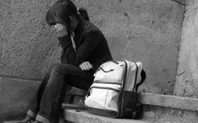 12-летняя сбежала из дому: в Запорожье родители отказались от дочери Фото № 0 12-летняя сбежала из дому: в Запорожье родители отказались от дочери Фото № 0