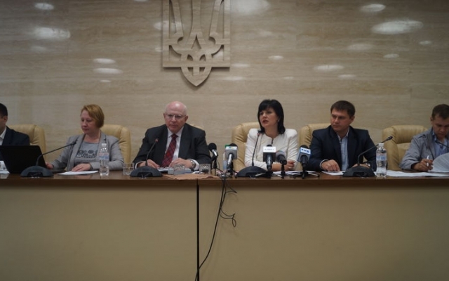 Немцы помогут запорожским властям с обустройством переселенцев Фото № 3 Немцы помогут запорожским властям с обустройством переселенцев Фото № 3