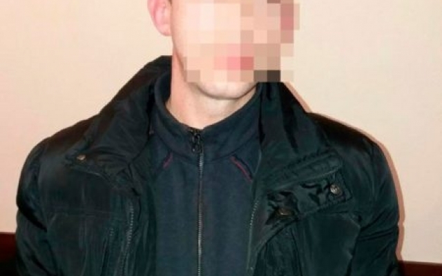 Житель Запорожья вернулся домой, когда обворовывали его квартиру (ФОТО) Фото № 0 Житель Запорожья вернулся домой, когда обворовывали его квартиру (ФОТО) Фото № 0