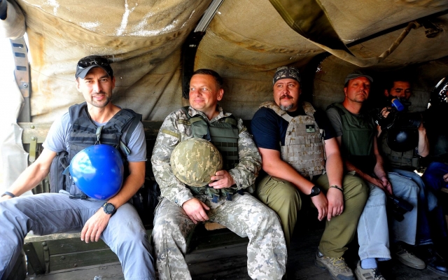 Запорожские военкоры показали уникальные кадры из Широкино Фото № 2 Запорожские военкоры показали уникальные кадры из Широкино Фото № 2