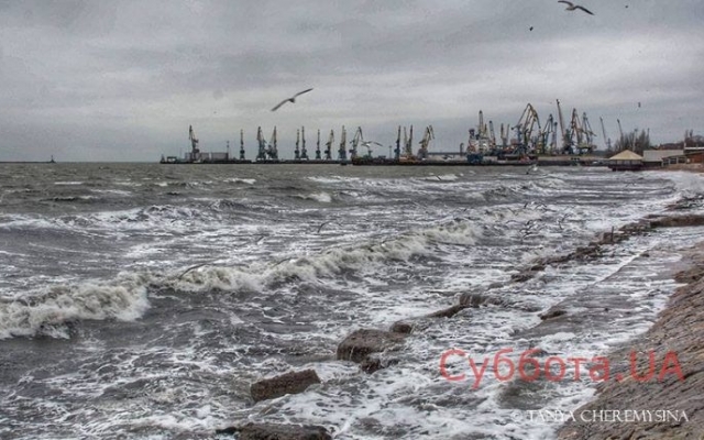 В сети поделились снимками суровой красоты морского побережья зимой Фото № 1 В сети поделились снимками суровой красоты морского побережья зимой Фото № 1
