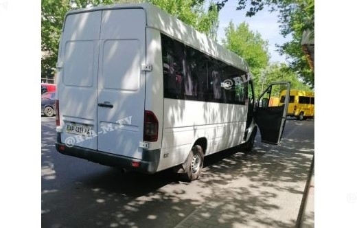 В Запорожской области пассажир умер прямо в маршрутке (ФОТО) Фото № 0 В Запорожской области пассажир умер прямо в маршрутке (ФОТО) Фото № 0