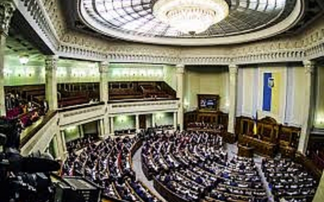 Кто из запорожских депутатов не смог отказаться от повышения зарплат Фото № 0 Кто из запорожских депутатов не смог отказаться от повышения зарплат Фото № 0