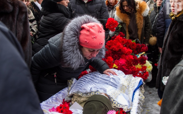 В сети появились фото прощания с 26-летним запорожским бойцом Фото № 18 В сети появились фото прощания с 26-летним запорожским бойцом Фото № 18