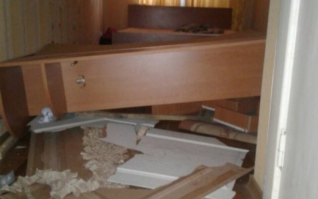 В Запорожье девушка сняла квартиру посуточно и разгромила ее. ФОТО Фото № 3 В Запорожье девушка сняла квартиру посуточно и разгромила ее. ФОТО Фото № 3