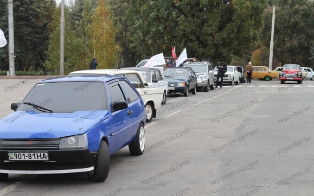 Запорожский День автомобилиста прошел в стиле ретро Фото № 8 Запорожский День автомобилиста прошел в стиле ретро Фото № 8