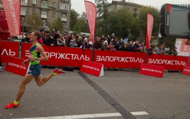 Кто стал победителем первого запорожского полумарафона (ФОТО) Фото № 2 Кто стал победителем первого запорожского полумарафона (ФОТО) Фото № 2