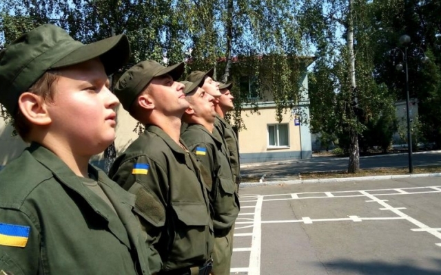 В Запорожье 14-летний сын героя АТО Богдана Завады две недели прослужит в армии Фото № 2 В Запорожье 14-летний сын героя АТО Богдана Завады две недели прослужит в армии Фото № 2