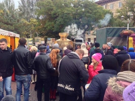 В Запорожье отметили День хлеба Фото № 0 В Запорожье отметили День хлеба Фото № 0