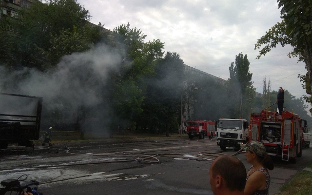 В Запорожье пылал грузовик: Стали известны подробности (ВИДЕО) Фото № 3 В Запорожье пылал грузовик: Стали известны подробности (ВИДЕО) Фото № 3