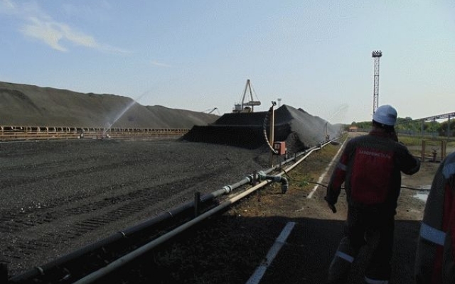 В Запорожье жалобы на склад угля «Запорожстали», который «пылит», оказались безосновательными Фото № 4 В Запорожье жалобы на склад угля «Запорожстали», который «пылит», оказались безосновательными Фото № 4