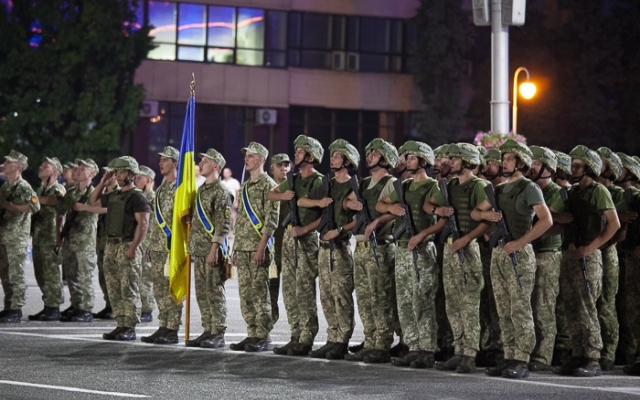 Опубликованы фото вечерней репетиции парада на День Независимости Фото № 21 Опубликованы фото вечерней репетиции парада на День Независимости Фото № 21