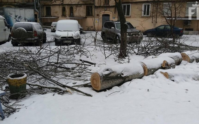 Запорожцы снова жалуются на коммунальщиков Фото № 0 Запорожцы снова жалуются на коммунальщиков Фото № 0