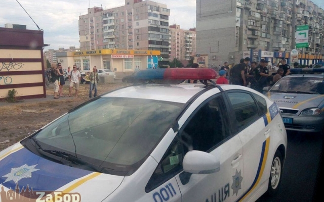В Запорожье снова избили полицейского Фото № 1 В Запорожье снова избили полицейского Фото № 1