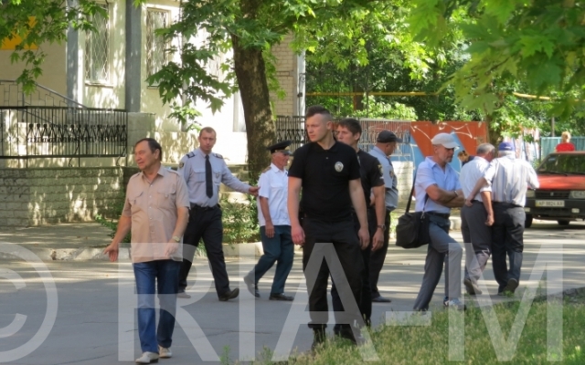 Появилось видео скандала на митинге ко дню начала войны Фото № 6 Появилось видео скандала на митинге ко дню начала войны Фото № 6