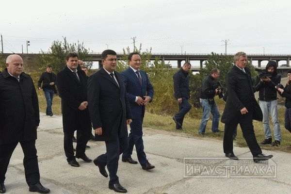 Премьер-министр отметил работу городской власти Запорожья Фото № 0 Премьер-министр отметил работу городской власти Запорожья Фото № 0