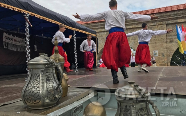Запорожье по-новому открывали в Одессе (ФОТО) Фото № 17 Запорожье по-новому открывали в Одессе (ФОТО) Фото № 17