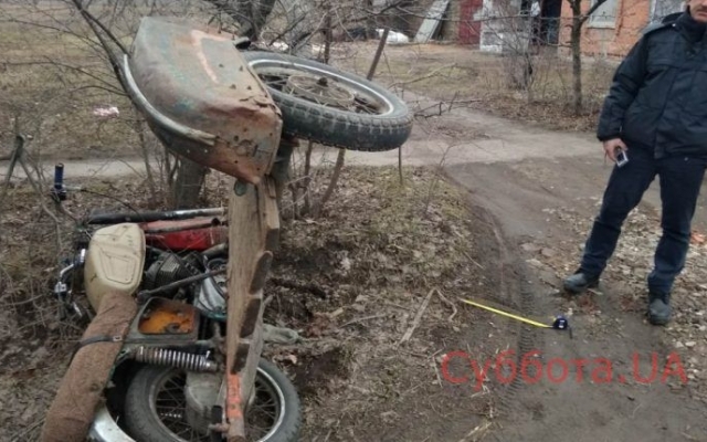 В Запорожской области скончался мотоциклист, пострадавший во вчерашнем ДТП (ФОТО) Фото № 0 В Запорожской области скончался мотоциклист, пострадавший во вчерашнем ДТП (ФОТО) Фото № 0