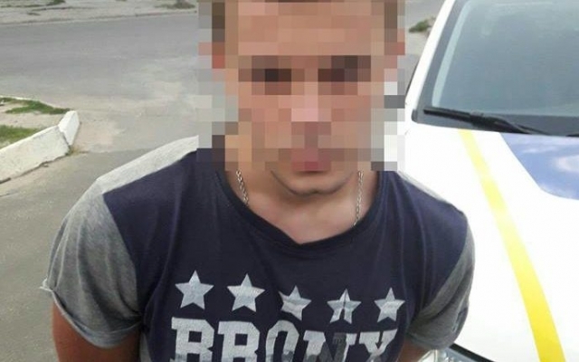В Запорожье обворовывают автомобили (ФОТО) Фото № 0 В Запорожье обворовывают автомобили (ФОТО) Фото № 0