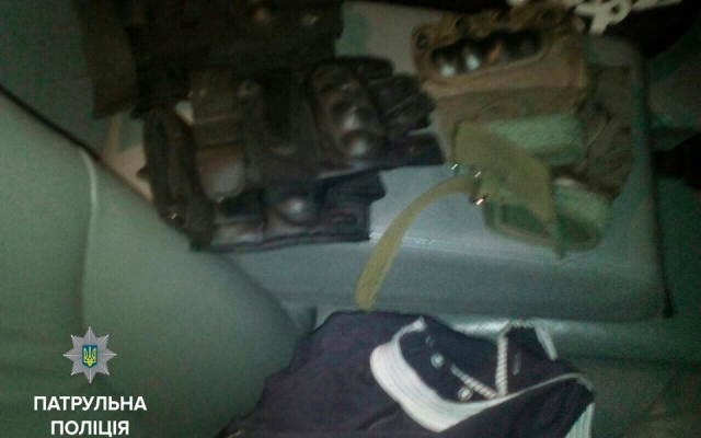 Полиция задержала вооруженных разбойников Фото № 2 Полиция задержала вооруженных разбойников Фото № 2