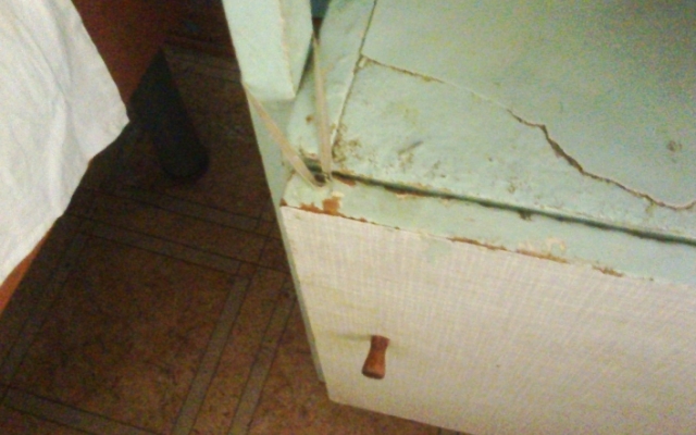 Горожан возмутила больничная тумбочка Горожан возмутила больничная тумбочка