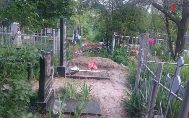 Жуткое Запорожье: Цены похорон на закрытом кладбище Фото № 3 Жуткое Запорожье: Цены похорон на закрытом кладбище Фото № 3