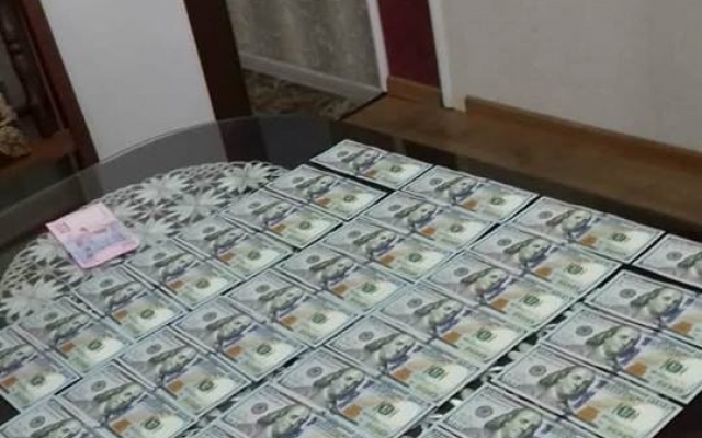Задержание запорожского чиновника было похоже на блокбастер (ФОТО) Фото № 0 Задержание запорожского чиновника было похоже на блокбастер (ФОТО) Фото № 0