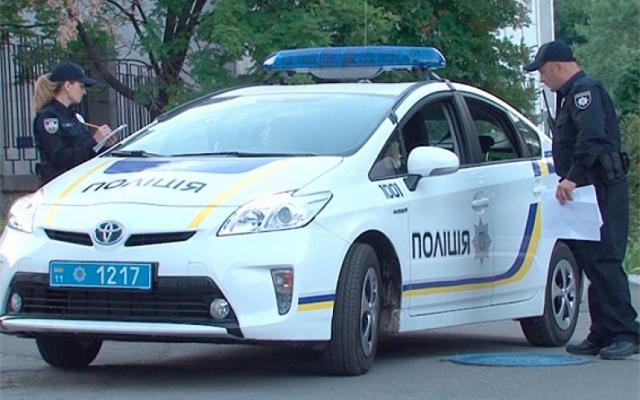 Запорожские патрульные, проверяя мужчин у ломбарда, вышли на исчезновение человека Фото № 0 Запорожские патрульные, проверяя мужчин у ломбарда, вышли на исчезновение человека Фото № 0