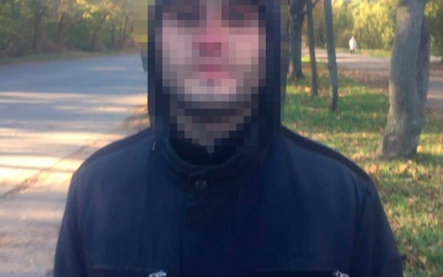 Криминальный дуэт грабил автомобили запорожцев Фото № 0 Криминальный дуэт грабил автомобили запорожцев Фото № 0