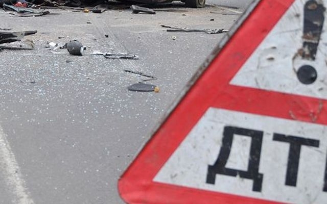 В Мелитополе произошло лобовое столкновение автомобилей Фото № 0 В Мелитополе произошло лобовое столкновение автомобилей Фото № 0