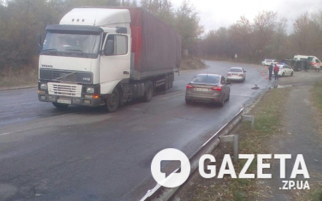 Опубликованы фото аварии на запорожской трассе Фото № 2 Опубликованы фото аварии на запорожской трассе Фото № 2