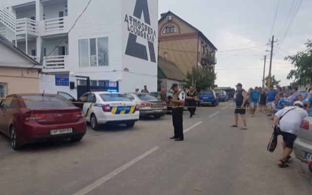 Появились подробности и фото с места убийства известного активиста Фото № 1 Появились подробности и фото с места убийства известного активиста Фото № 1