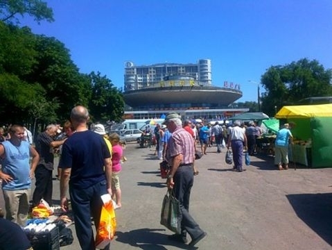 В Запорожье ликвидируют рынок Фото № 0 В Запорожье ликвидируют рынок Фото № 0