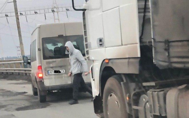 На плотине ДнепроГЭС На плотине ДнепроГЭС