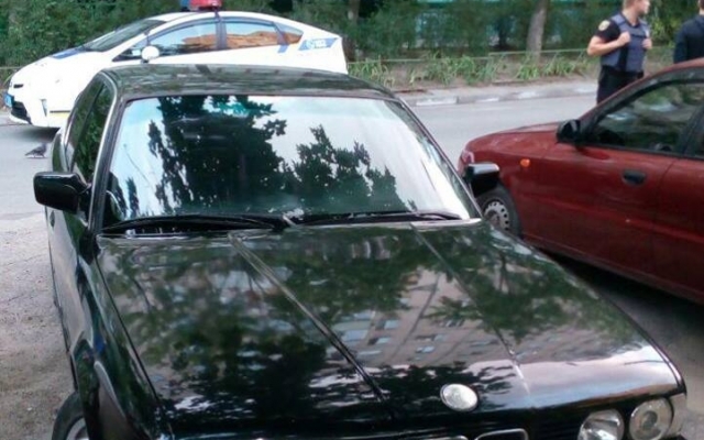 В Запорожье обворовывают автомобили (ФОТО) Фото № 1 В Запорожье обворовывают автомобили (ФОТО) Фото № 1