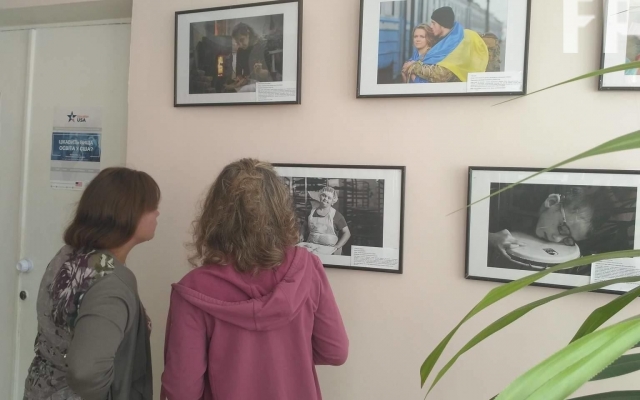 В Запорожье проходит выставка, которая доводит до слез (ФОТО) Фото № 0 В Запорожье проходит выставка, которая доводит до слез (ФОТО) Фото № 0