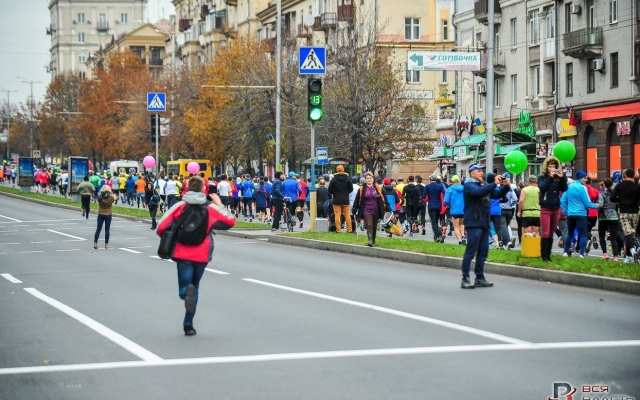 В сети появились лучшие кадры марафона в Запорожье (ФОТО) Фото № 46 В сети появились лучшие кадры марафона в Запорожье (ФОТО) Фото № 46