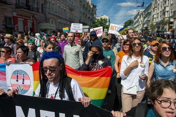 Появилось видео скандального парада, в котором приняли участие запорожцы Фото № 0 Появилось видео скандального парада, в котором приняли участие запорожцы Фото № 0