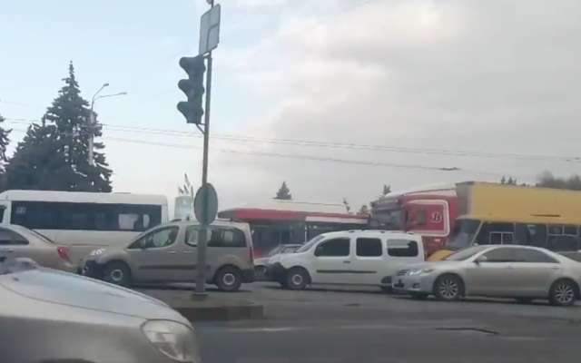 Вчера тысячи участников эксперимента на мостах массово опоздали на работу Фото № 0 Вчера тысячи участников эксперимента на мостах массово опоздали на работу Фото № 0