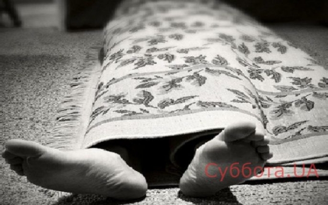 В одном из заброшенных домов в Запорожье в одеяле нашли скелетированный труп Фото № 0 В одном из заброшенных домов в Запорожье в одеяле нашли скелетированный труп Фото № 0