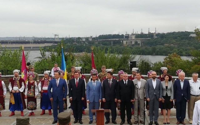 О чем рассказал запорожцам Луценко на Хортице (ФОТО) Фото № 1 О чем рассказал запорожцам Луценко на Хортице (ФОТО) Фото № 1
