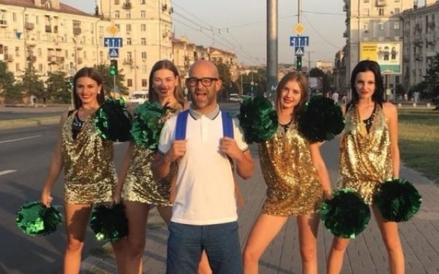 Турецкий певец снял клип на улицах Запорожья (ФОТО, ВИДЕО) Фото № 1 Турецкий певец снял клип на улицах Запорожья (ФОТО, ВИДЕО) Фото № 1