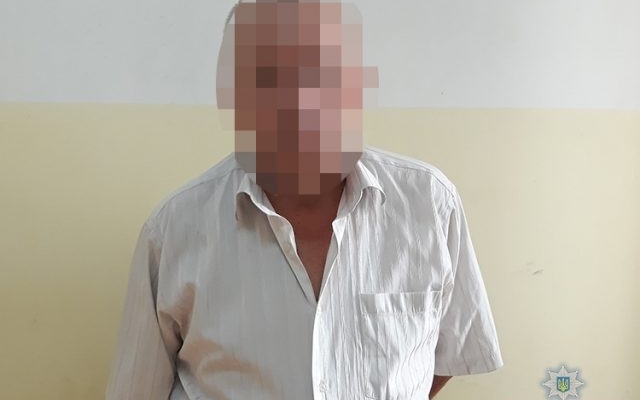 Отец ударил ножом в грудь собственного сына (ФОТО) Фото № 0 Отец ударил ножом в грудь собственного сына (ФОТО) Фото № 0