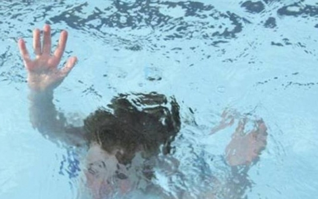 Очередная трагедия на воде: В Запорожской области утонул маленький ребенок Фото № 0 Очередная трагедия на воде: В Запорожской области утонул маленький ребенок Фото № 0