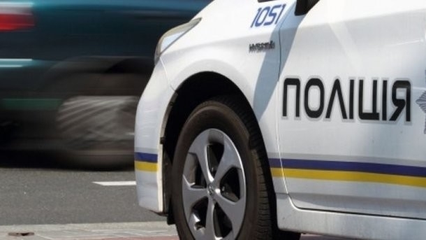 В Запорожье полиции довелось открыть огонь по автомобилю Фото № 0 В Запорожье полиции довелось открыть огонь по автомобилю Фото № 0
