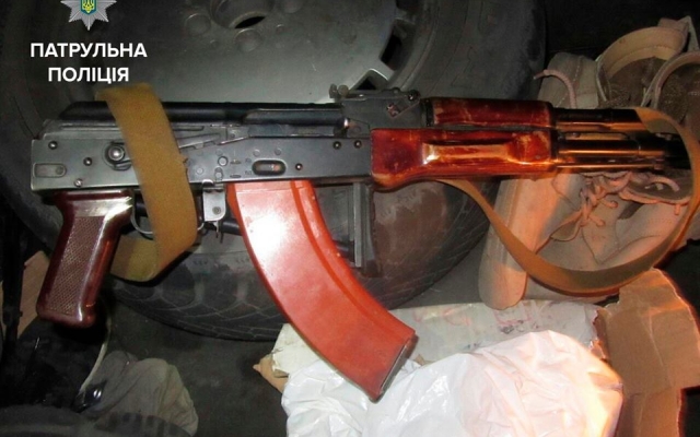 Полиция задержала вооруженных разбойников Фото № 5 Полиция задержала вооруженных разбойников Фото № 5