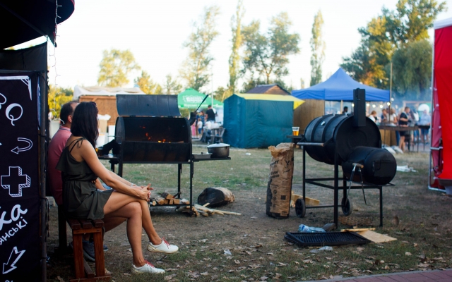 В Запорожье проходит популярный “Пикник на Радуге” (ФОТОРЕПОРТАЖ) Фото № 4 В Запорожье проходит популярный “Пикник на Радуге” (ФОТОРЕПОРТАЖ) Фото № 4