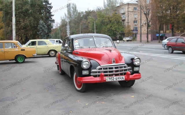 Запорожский День автомобилиста прошел в стиле ретро Фото № 5 Запорожский День автомобилиста прошел в стиле ретро Фото № 5